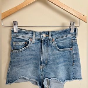H&M Divided Cutoff Distressed High-Rise Jean Shorts Size 2